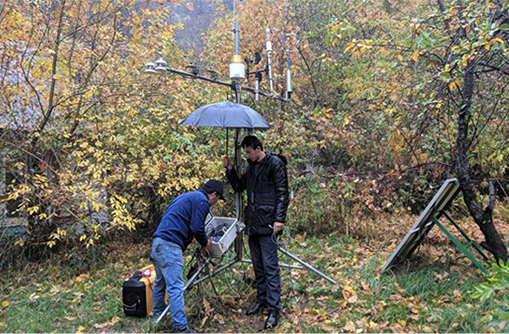 哈萨克斯坦国家地理信息远程监测项目由某地理研究所规划、设计并实施。顺利获得实时采集各区域的地理环境数据，实现各区域地理及环境状态的远程监测，为科学决定给予数据保障。
